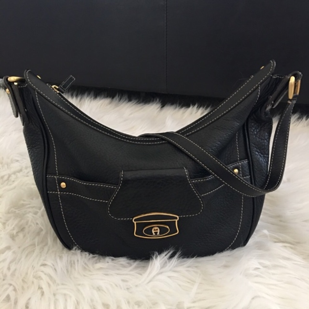 Etienne Aigner black purse